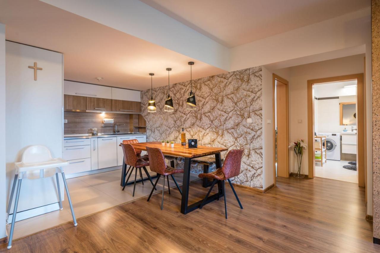 Apartmanica Residence 606 Доновали Екстериор снимка
